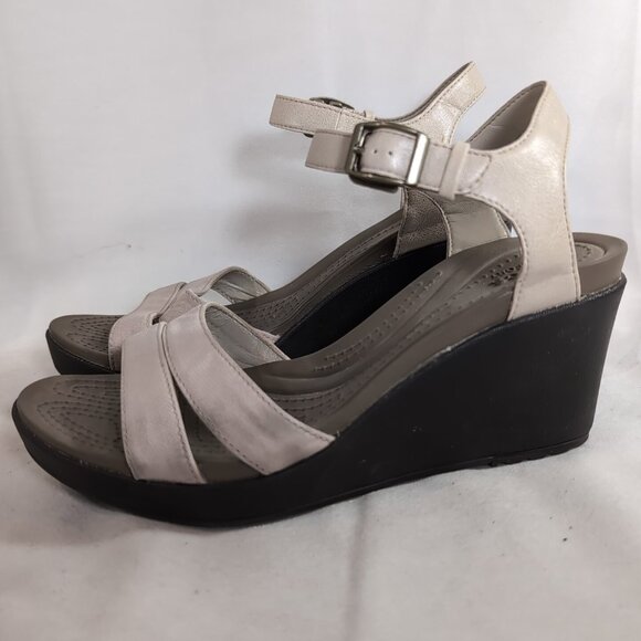 CROCS Leigh II Ankle Strap Wedge Heels Sandals 202511 Women's US 8 Beige Brown - Picture 1 of 16